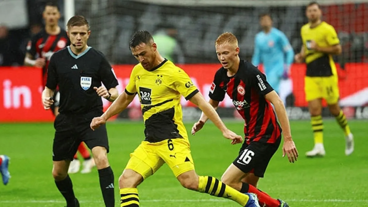 Borussia Dortmund, Salih Özcan’ı Wolfsburg’a kiraladı