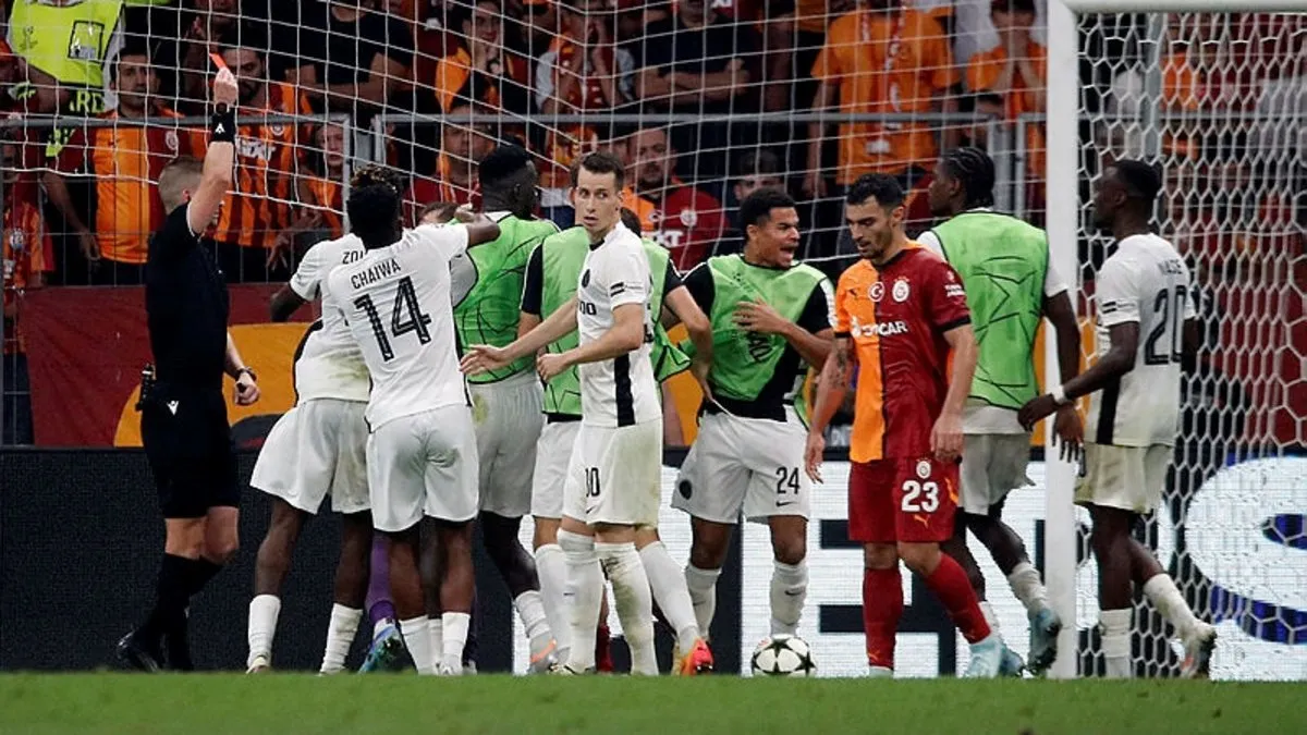 SON DAKİKA HABERLERİ: Young Boys’lu futbolculardan çıldırtan hareket! RAMS Park’ta saha bir anda karıştı: Hakemden skandal karar…