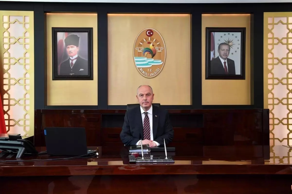 Denizli Valisi, Atatürk’ü Vefatının 86. Yıl Dönümünde Andı