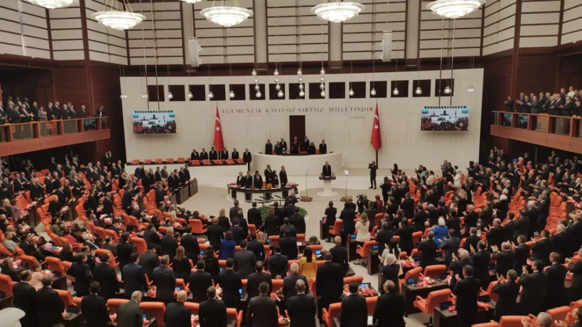 MHP’den ‘sınavsız üniversite’ teklifi