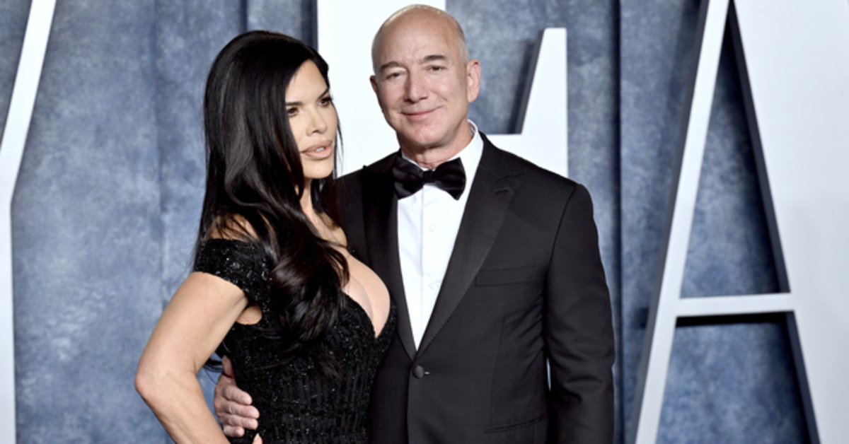 Jeff Bezos ve Lauren Sanchez düğün davetiyelerini gönderdi
